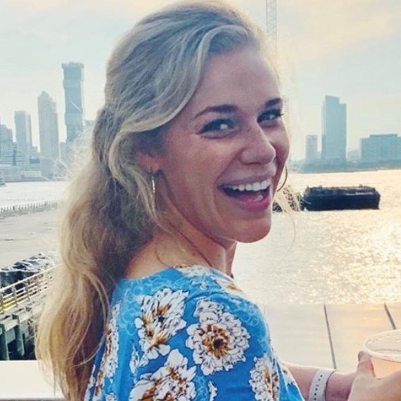 Meet your Posher, Em - Picture 1 of 1